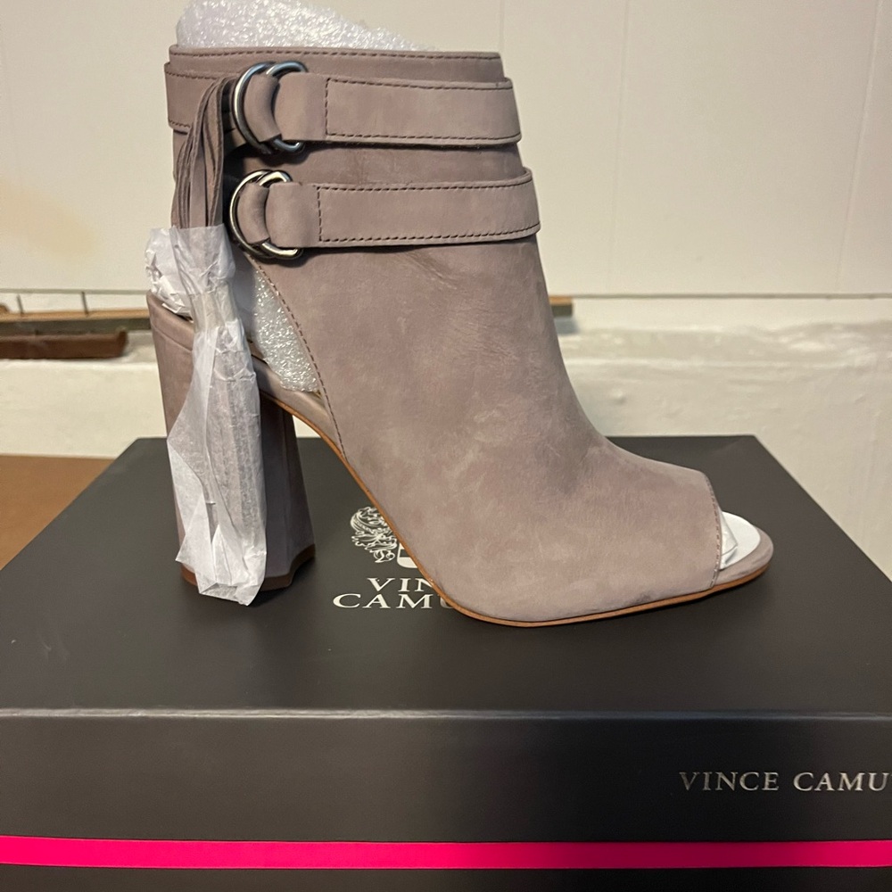 Vince Camuto Women's Taupe Gray Peep-Toe Leather Heeled Boots